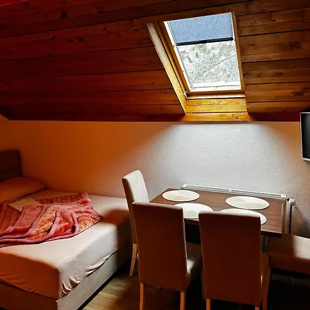 Kamalj ズラティボール